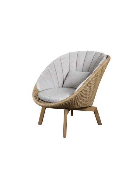 Peacock Loungestol, Flat Weave m/ben i teak fra Cane-line - Inkl. hynde i Light grey - Jacobsen Plus