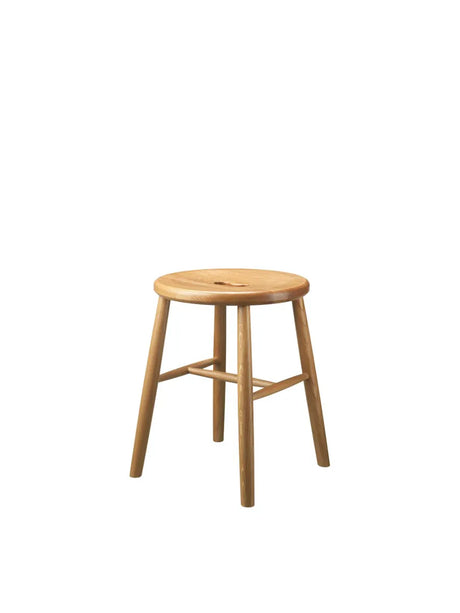 J27 Skammel fra FDB Møbler - Lakeret eg - Jacobsen Plus