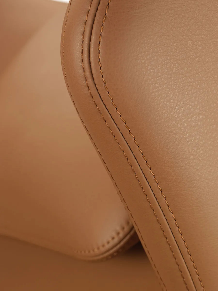 Grand Repos Lænestol inkl. Fodskammel, cognac (Premium Læder) fra Vitra