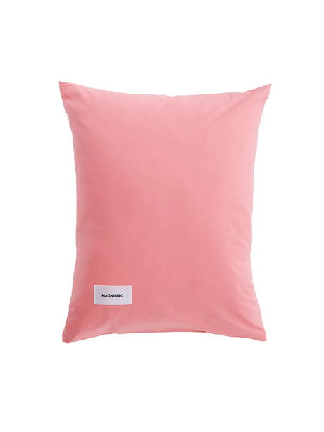 Pure Poplin Pillow Cover Single 60x63 cm fra Magniberg - Coral Pink - Jacobsen Plus