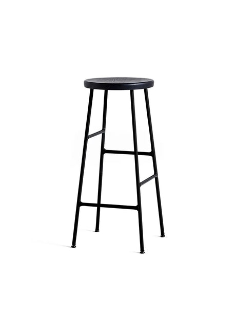 Cornet Barstol fra Hay - High / Soft black stained oak / Soft black powder coated steel - Jacobsen Plus