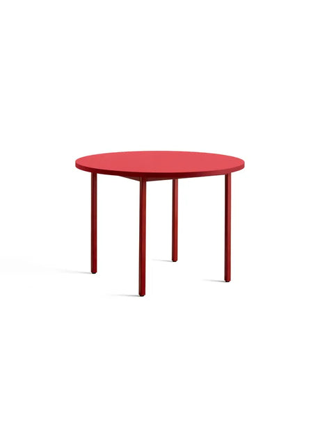 Two-Colour Spisebord Ø105 fra Hay - Red / Maroon red - Jacobsen Plus