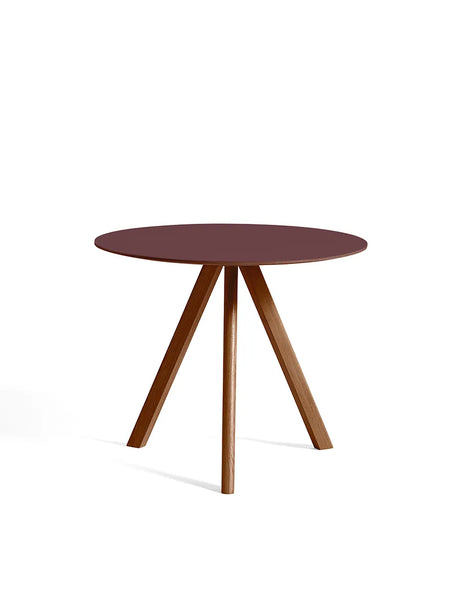 Copenhague CPH20 Bord, Ø90 cm fra Hay - Lakeret valnød / Burgundy linoleum - Jacobsen Plus