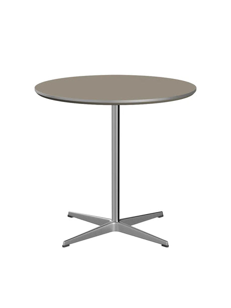 Piet Hein A622 cafébord, Ø75 cm fra Fritz Hansen - Brown Ottawa m. alukant (specialfarve) - Jacobsen Plus