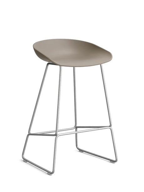 About a Stool AAS38 fra Hay - Lav - B 47 x D 45 x H 65-76 cm / Khaki / Rustfrit stål - Jacobsen Plus