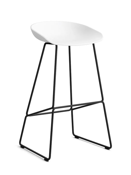 About a Stool AAS38 fra Hay - Høj - B 50 x D 48 x H 75-86 cm / Hvid / Sort pulverlakeret stål - Jacobsen Plus