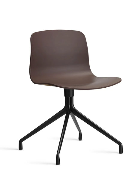 About a Chair AAC10 fra Hay - Raisin / Sort pulverlakeret aluminum - Jacobsen Plus