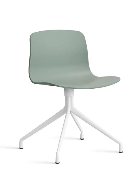 About a Chair AAC10 fra Hay - Fall Green / Hvid pulverlakeret aluminium - Jacobsen Plus