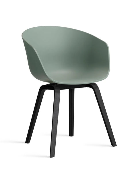 About a Chair AAC22 fra Hay - Fall Green / Sortbejdset eg - Jacobsen Plus