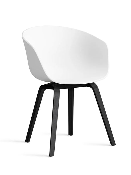 About a Chair AAC22 fra Hay - White / Sortbejdset eg - Jacobsen Plus