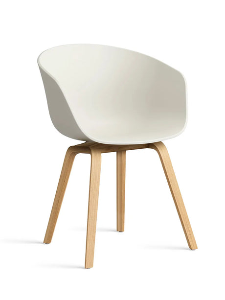 About a Chair AAC22 fra Hay - Melange Cream / Lakeret eg - Jacobsen Plus