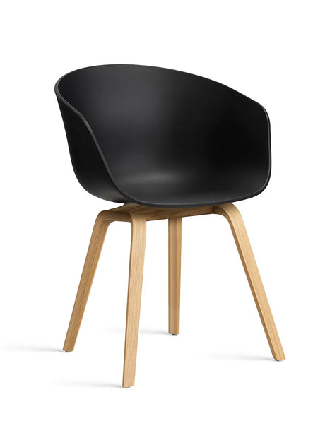 About a Chair AAC22 fra Hay - Black / Lakeret eg - Jacobsen Plus