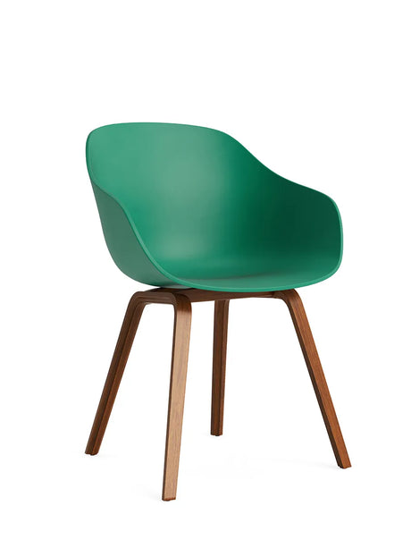 About a Chair AAC 222 fra Hay - Teal Green / Lakeret valnød - Jacobsen Plus