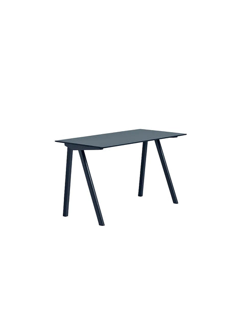 CPH90 Skrivebord, 130 cm fra Hay - Smokey Blue linoleum / Deep Blue lakeret eg - Jacobsen Plus