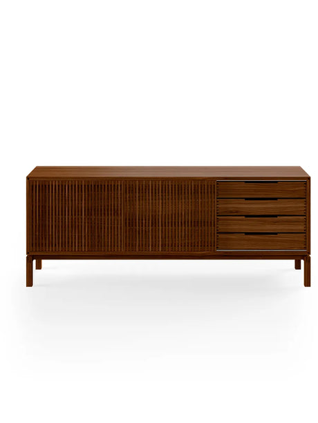 AK 2060 Skænk fra Naver Collection - Olieret valnød - Jacobsen Plus