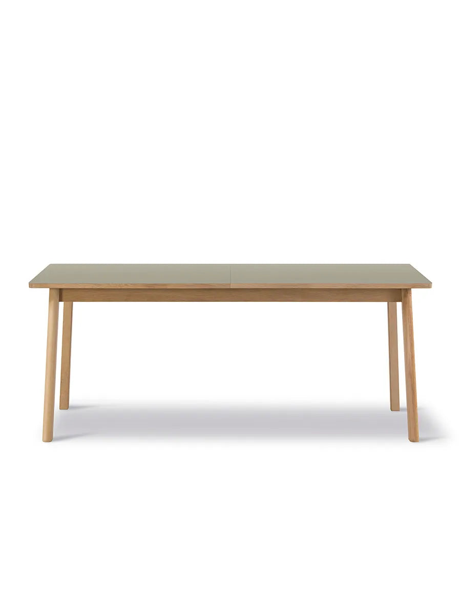 Ana Bord, 180/280 cm fra Fredericia Furniture - 1 - Jacobsen Plus