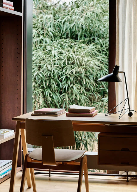 Tripod HM9 Bordlampe af Hvidt & Mølgaard - 2 - Jacobsen Plus