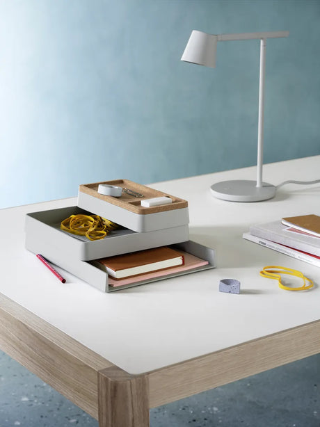 Arrange Desktop, grey fra Muuto - 2 - Jacobsen Plus