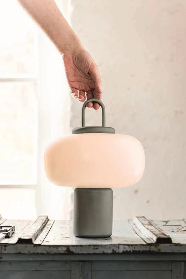 Nox bordlampe fra Astep