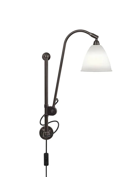 Bestlite BL5 Væglampe fra GUBI - Porcelæn - Black Brass - Jacobsen Plus