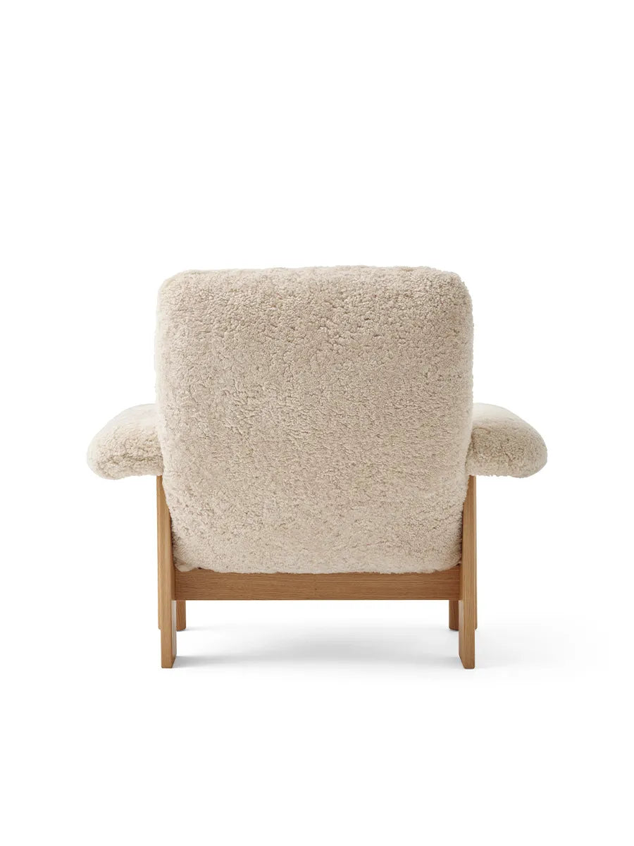 Brasilia Lounge Chair, Natural Oak Sheepskin Nature fra Audo Copenhagen - 6 - Jacobsen Plus
