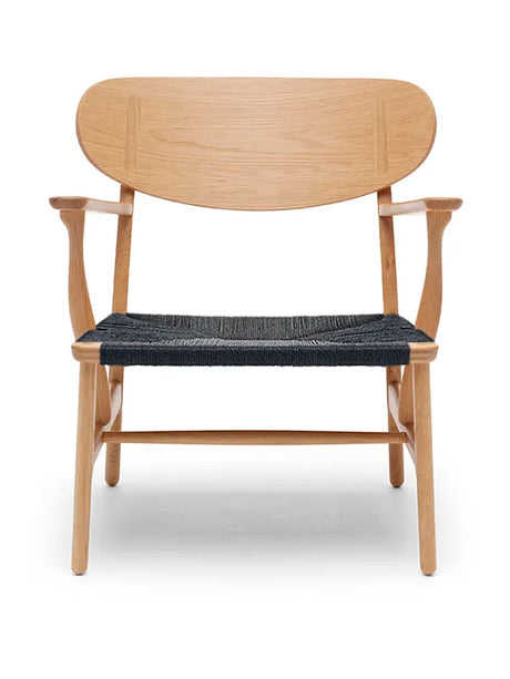 CH22 Loungestol af Hans J. Wegner - Eg - oliebehandlet / Sort - Jacobsen Plus
