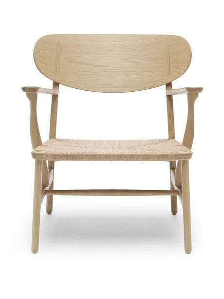 CH22 Loungestol af Hans J. Wegner - Eg - hvidolieret / Natur - Jacobsen Plus