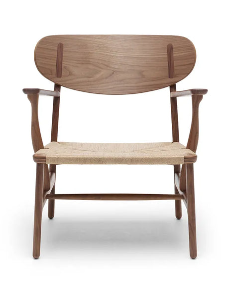 CH22 Loungestol af Hans J. Wegner - Valnød - oliebehandlet / Natur - Jacobsen Plus