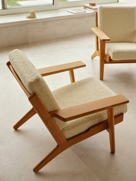 CH290 loungestol, eg olie af Hans J. Wegner - 2 - Jacobsen Plus