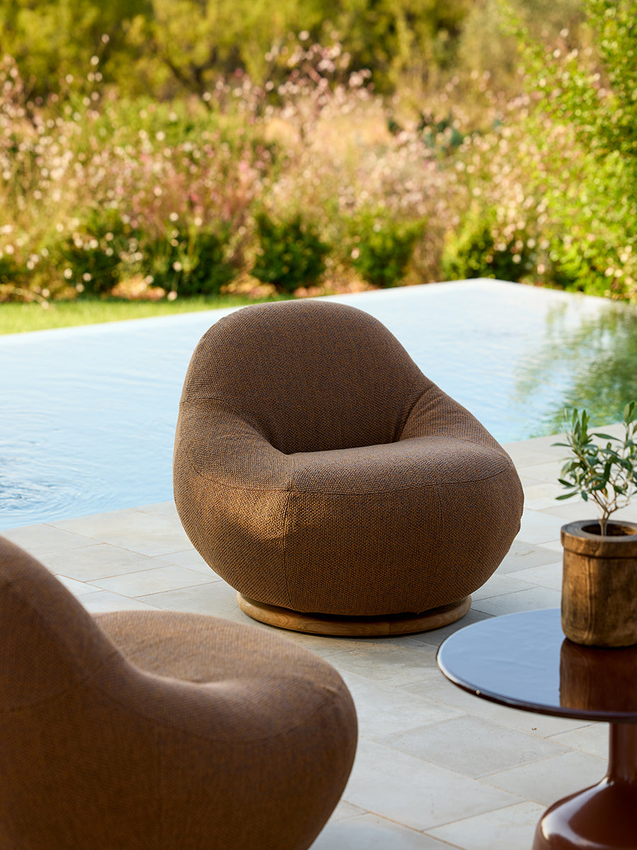 Gem Loungestol med Teak Drejefod fra Cane-line - 1 - Jacobsen Plus