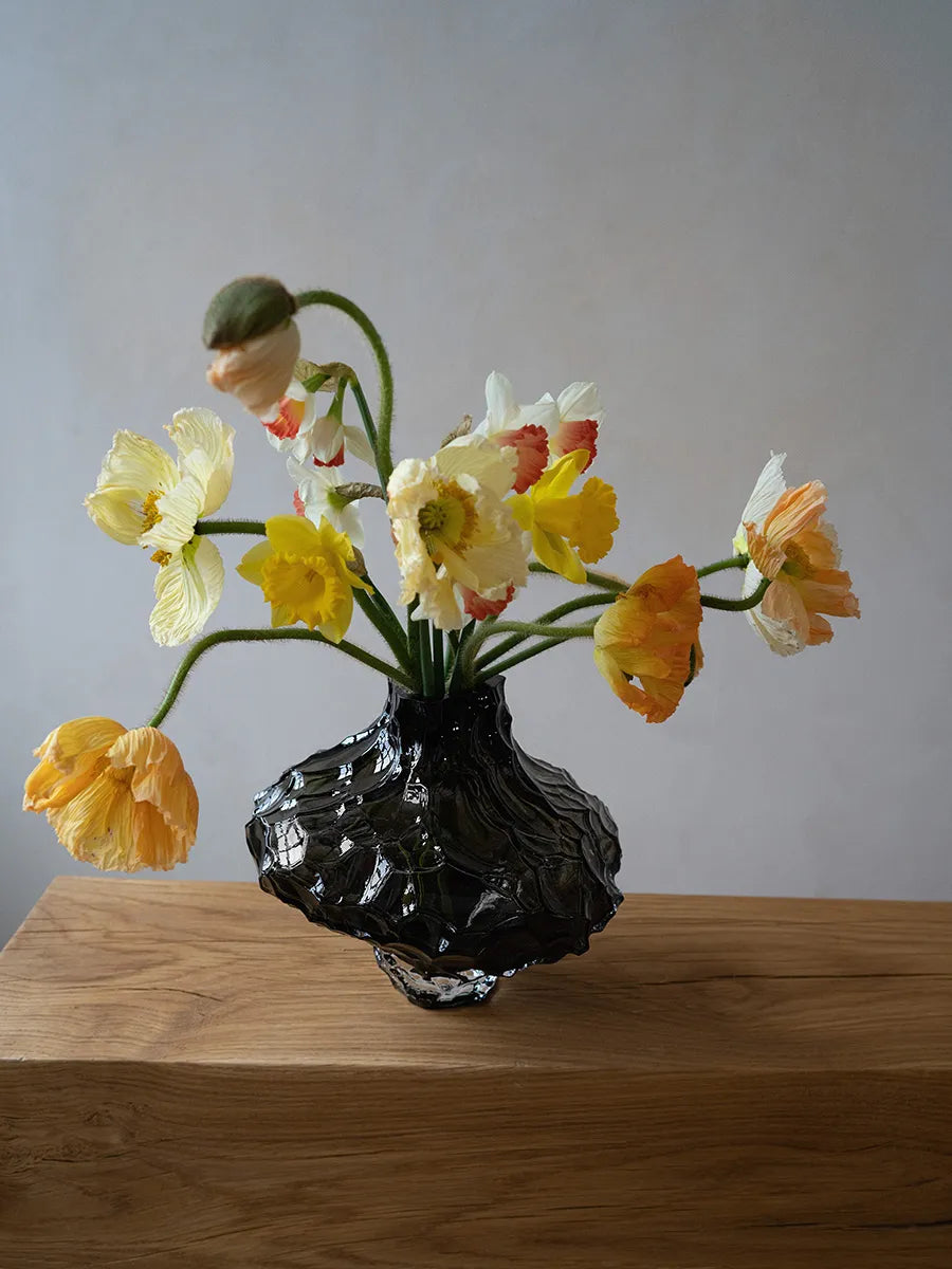 Canyon Vase Large, smoke fra Hein studio