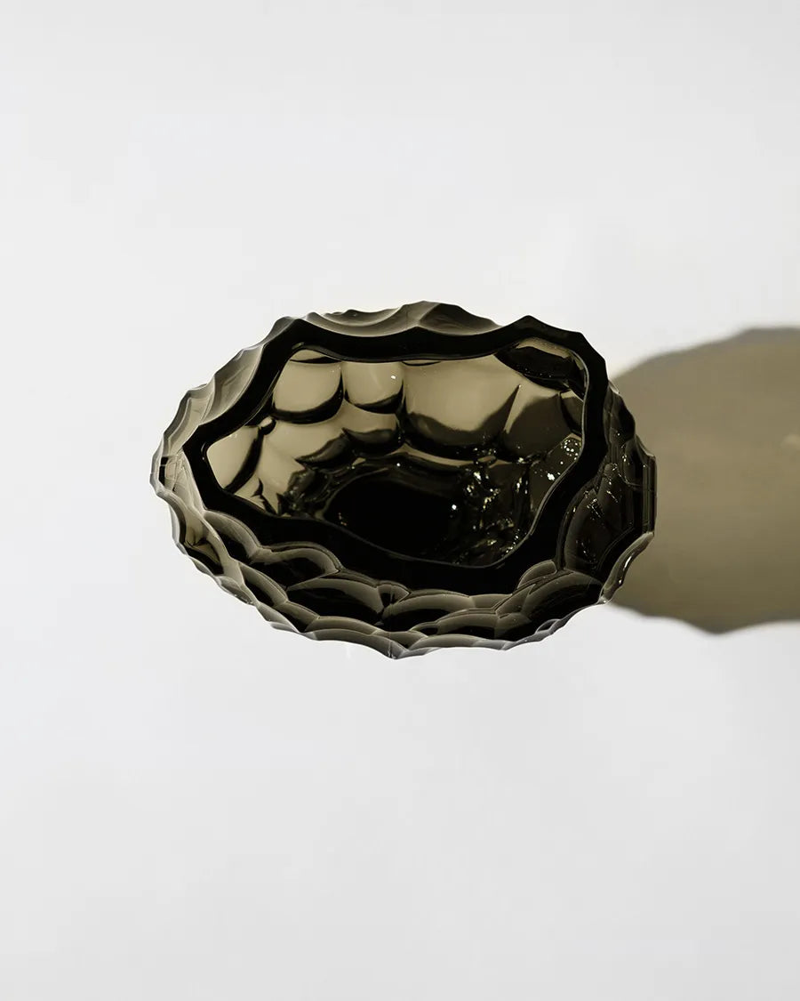 Canyon Vase Medium, new smoke fra Hein studio