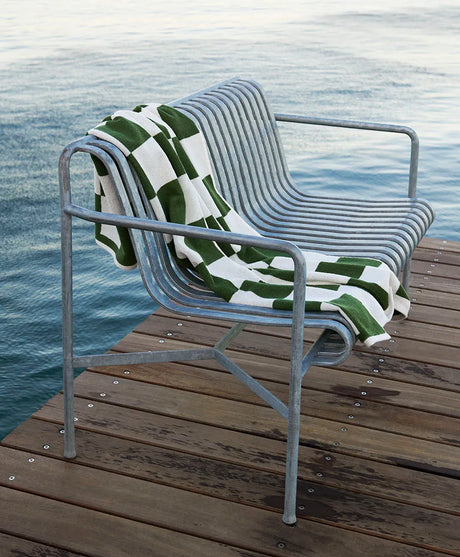 Palissade Dining Bench med armlæn, antracit fra Hay - 2 - Jacobsen Plus