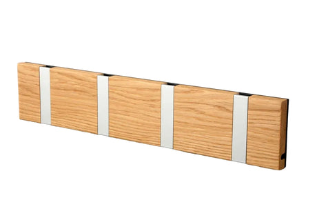 KNAX knagerække med fire knager fra LoCa - Eg olie / Grå knager - Jacobsen Plus