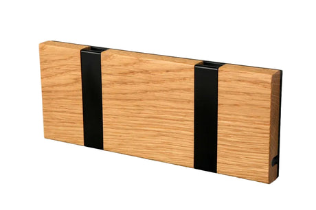 KNAX knagerække med to knager fra LoCa - Eg olie / Sorte knager - Jacobsen Plus