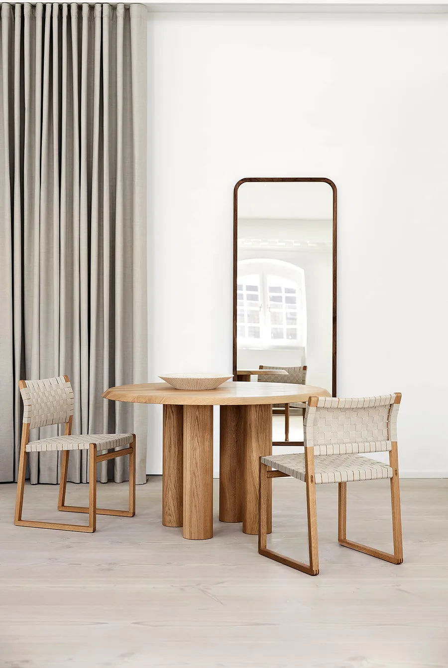 Silhouette spejl 70x180 fra Fredericia Furniture - 2 - Jacobsen Plus