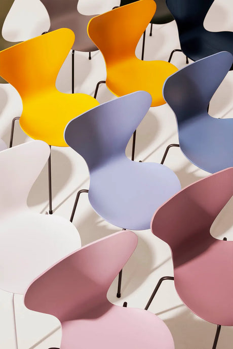 3107 Serie 7 stol i farvet ask af Arne Jacobsen - 2 - Jacobsen Plus