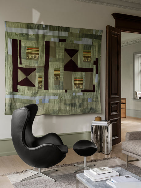 Ægget, sort læder/aluminium af Arne Jacobsen - 2 - Jacobsen Plus