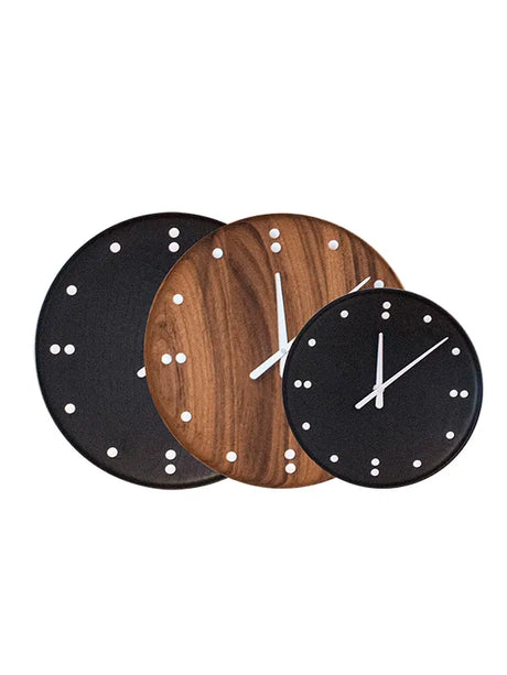 FJ Clock af Finn Juhl - Lille / Sort - Jacobsen Plus