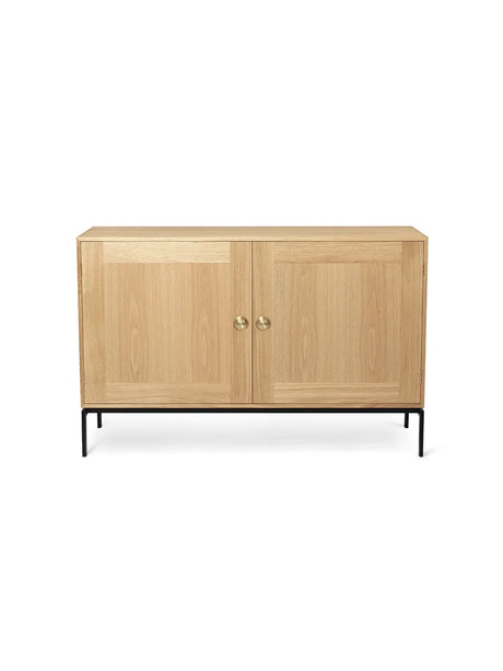 FK63 Kabinet med ben fra Carl Hansen & Søn - 1 - Jacobsen Plus