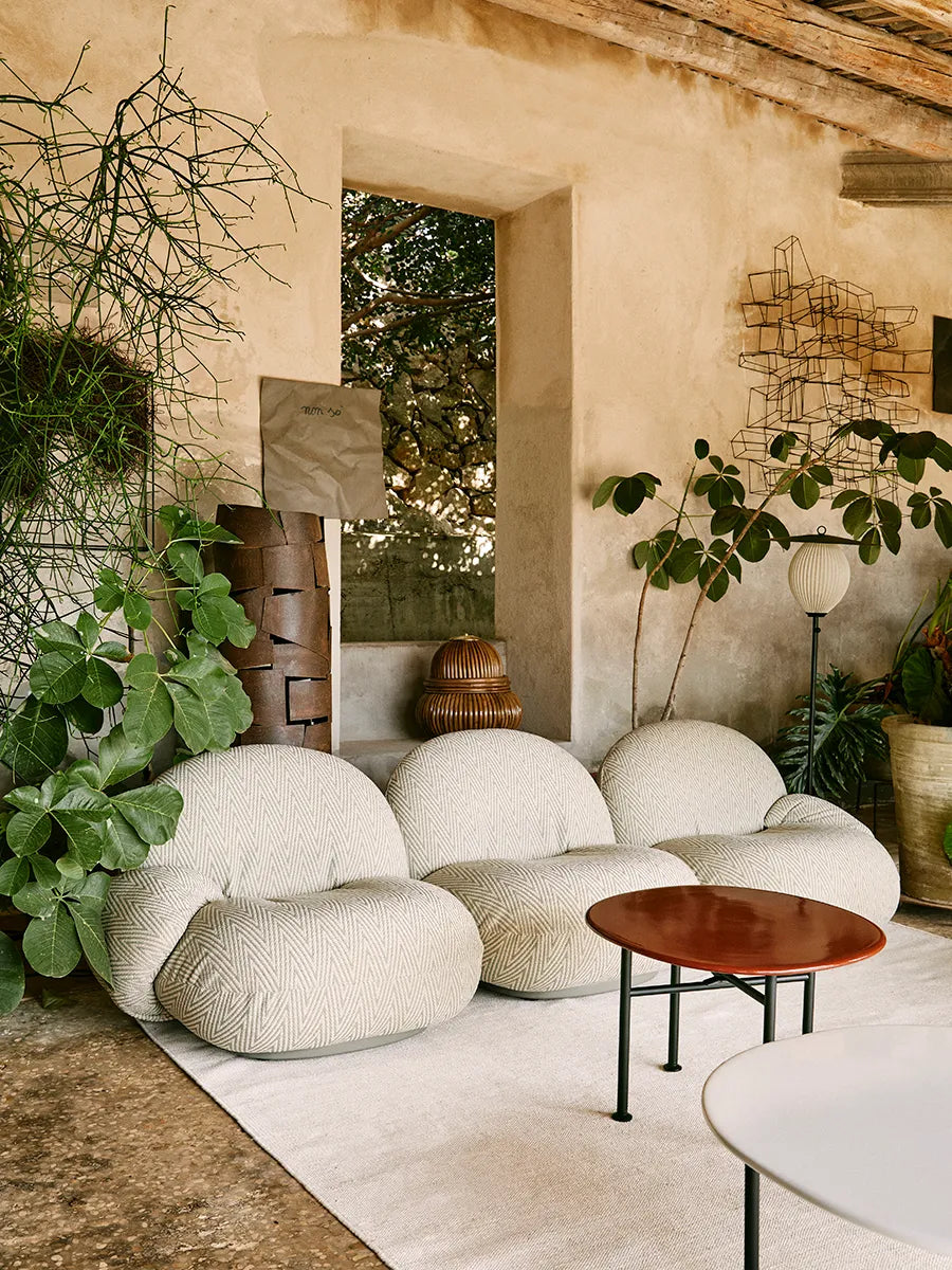 Carmel Coffee Table, rock red i 60 x 60 cm fra Gubi - 4 - Jacobsen Plus