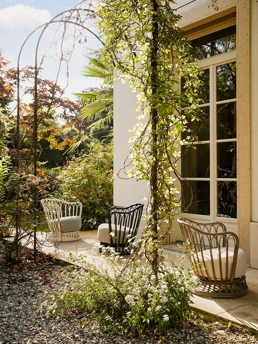 Grace Outdoor Lounge Chair fra GUBI - 9 - Jacobsen Plus