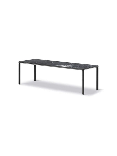 Piloti Bord, sort marquina fra Fredericia Furniture - 6615: 120 x 39 x H35 cm / Sort pulverlakeret aluminium - Jacobsen Plus