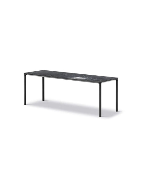 Piloti Bord, sort marquina fra Fredericia Furniture - 6615: 120 x 39 x H41 cm / Sort pulverlakeret aluminium - Jacobsen Plus
