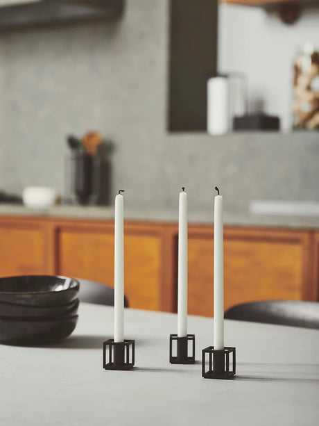 Kubus Micro lysestager, sort fra Audo Copenhagen - 2 - Jacobsen Plus