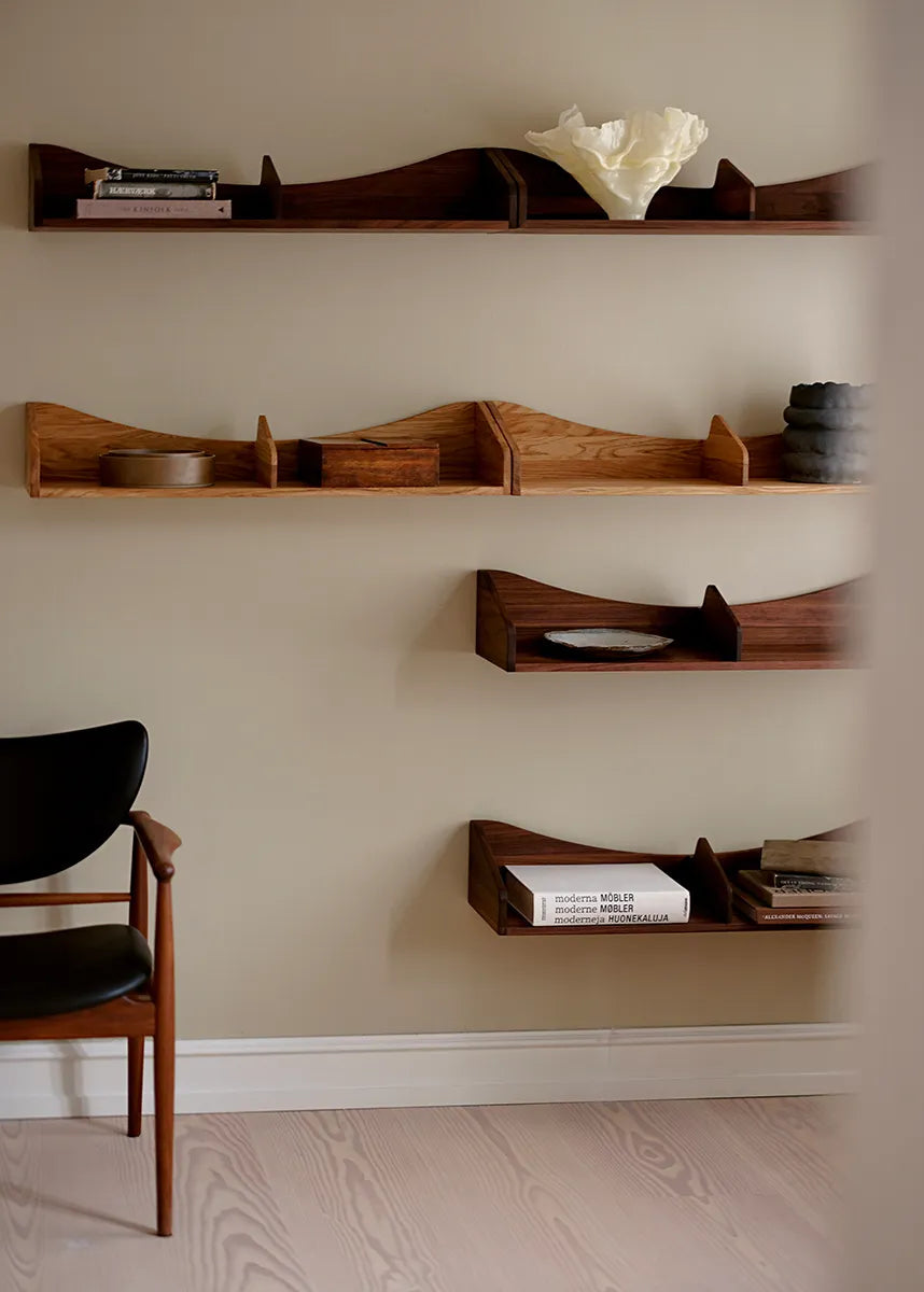 Hulsø Hylde, olieret valnød af Finn Juhl - 2 - Jacobsen Plus