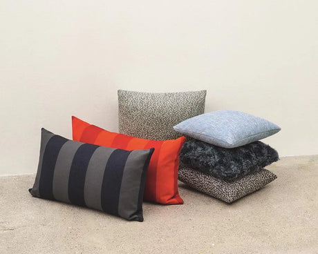 Reflex Cushion, 45 x 75 cm fra Kvadrat - 2 - Jacobsen Plus