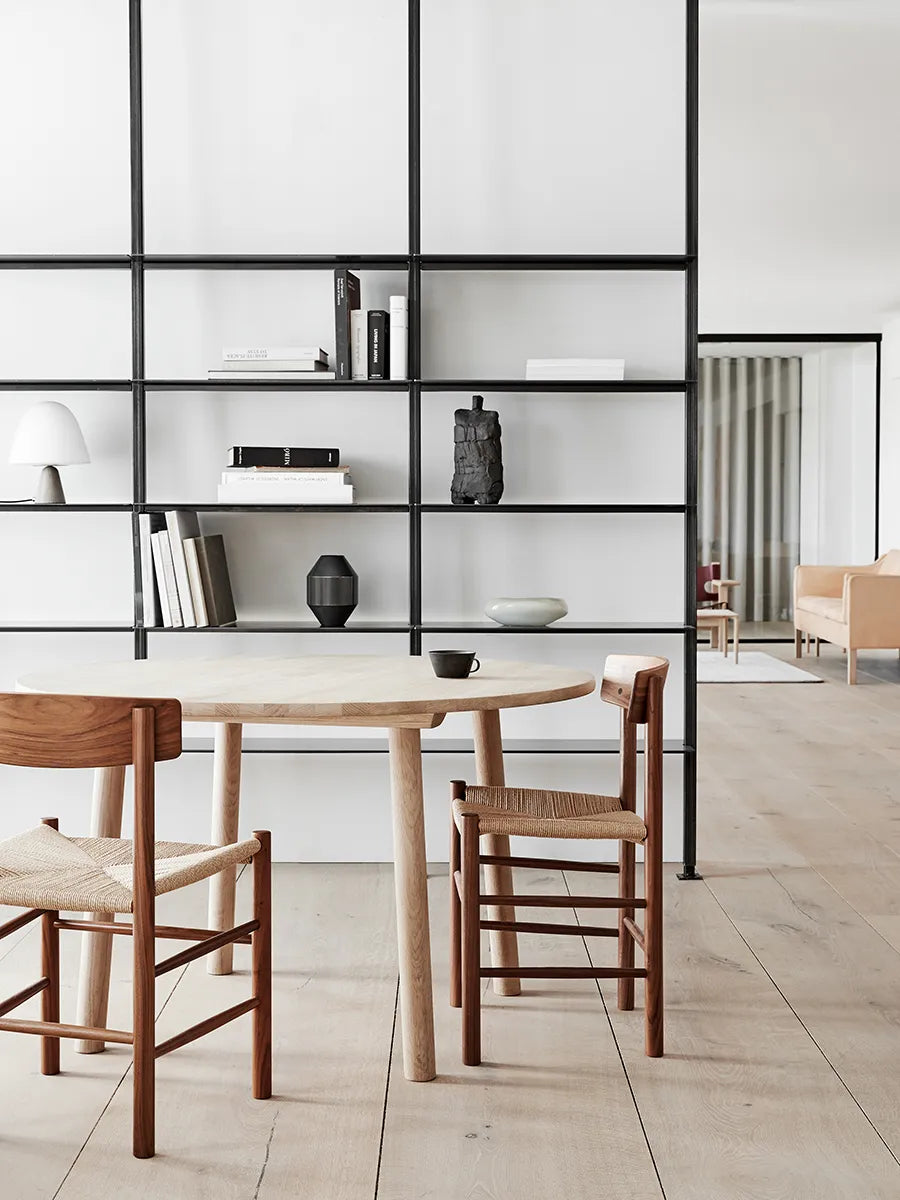 Taro Spisebord Ø120 cm, sæbebehandlet eg fra Fredericia Furniture - 3 - Jacobsen Plus