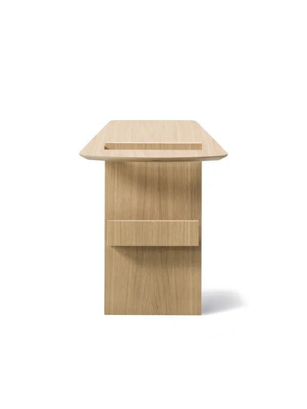 Risom Magazine Table fra Fredericia Furniture