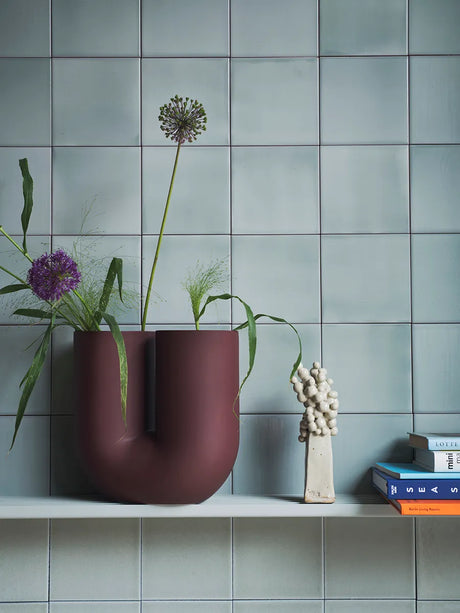 Kink Vase, deep red fra Muuto - 2 - Jacobsen Plus
